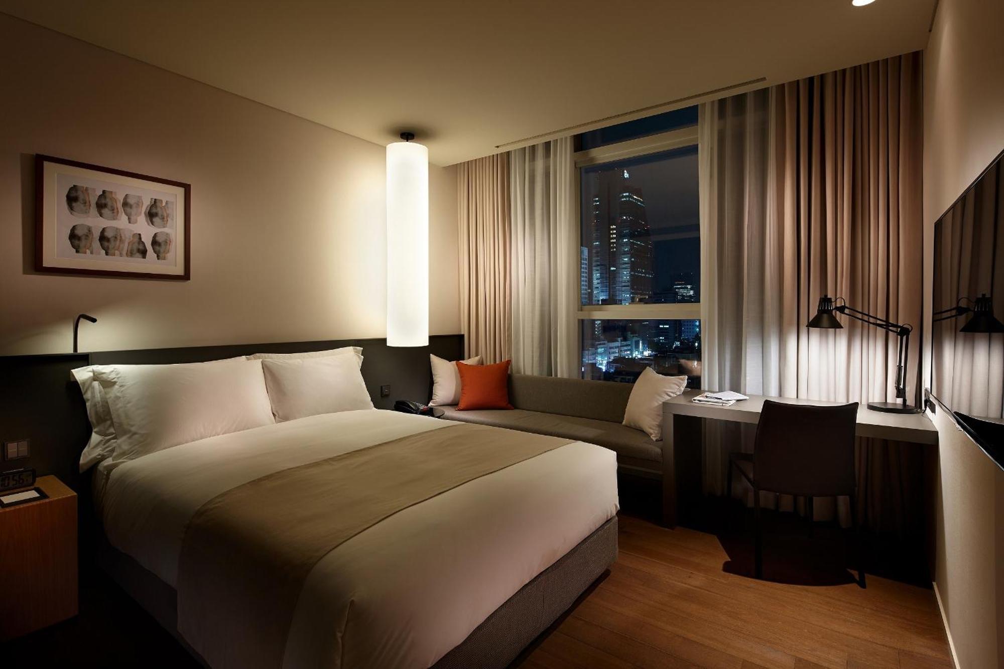 Shilla Gangnam Yeoksam Hotel 4*