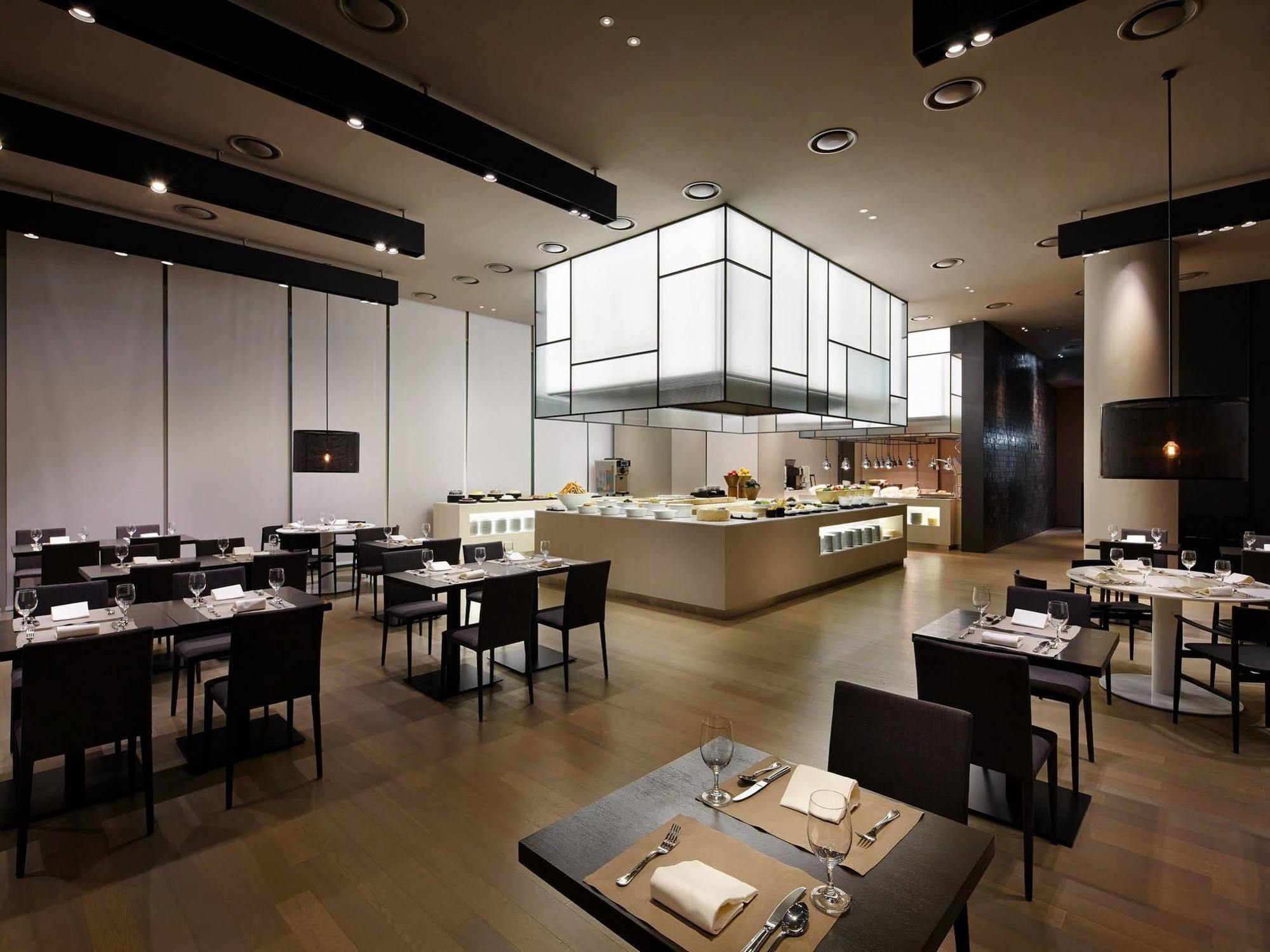 Shilla Gangnam Yeoksam Hotel 4*