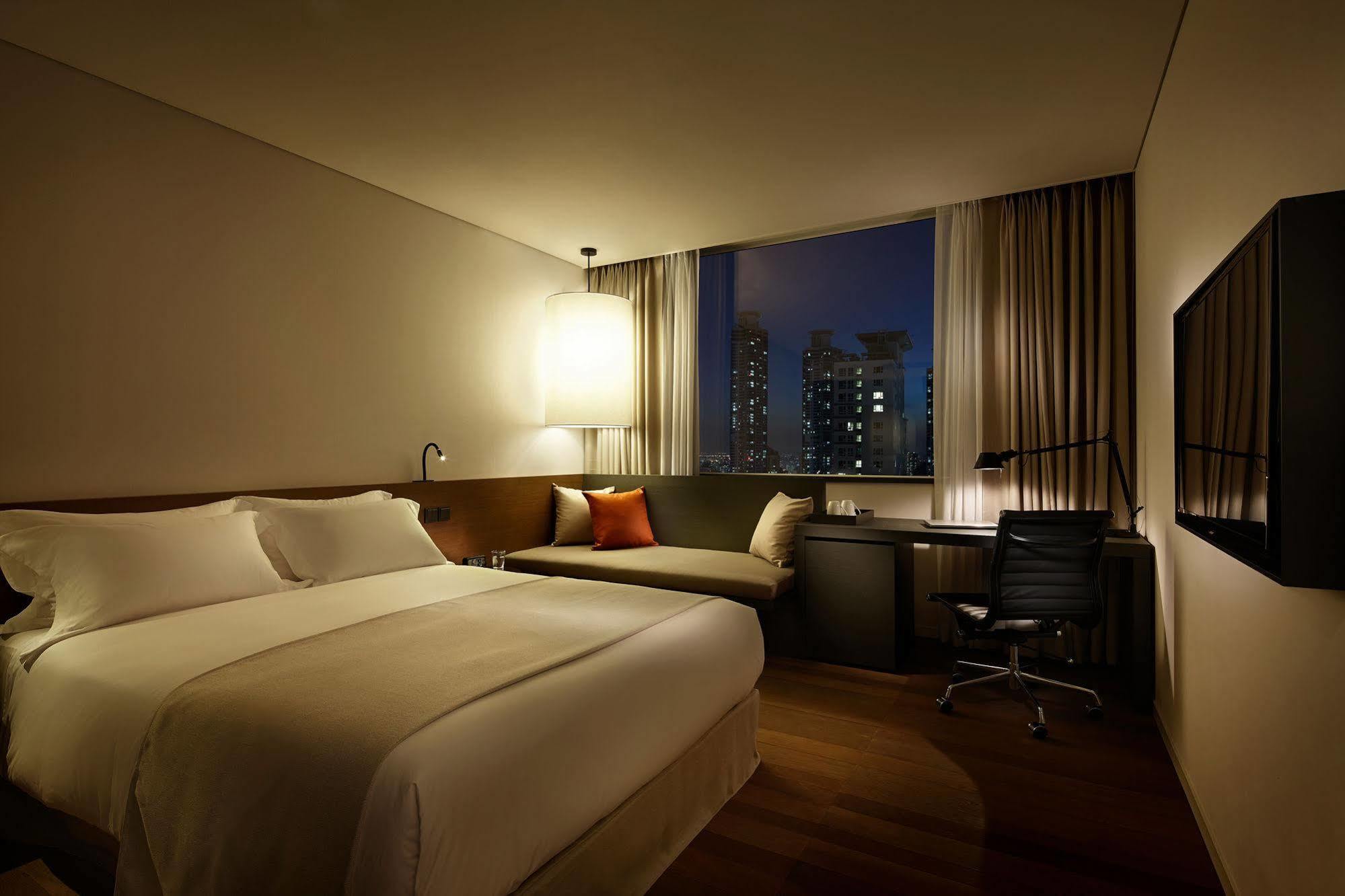 Hotel Shilla Gangnam Yeoksam 4*